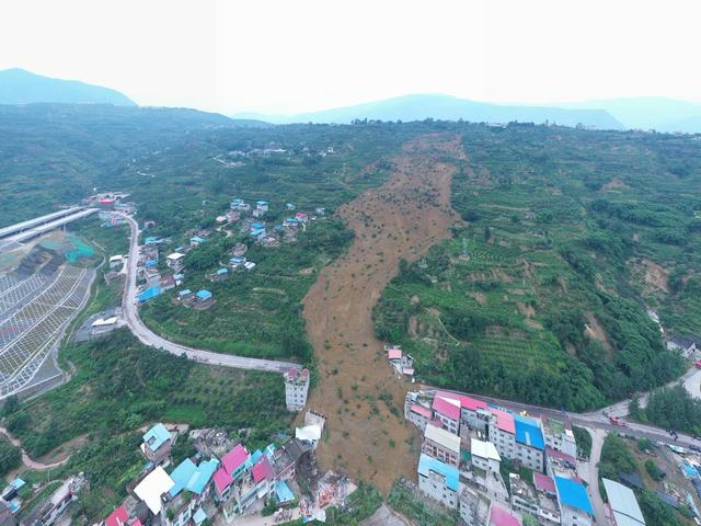 應(yīng)急部：今年洪澇致271人失蹤死亡，直接經(jīng)濟損失超兩千億