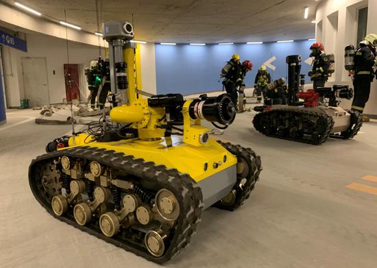 消防機器人、水下航行器…北京應(yīng)急救援新添“機器戰(zhàn)警”